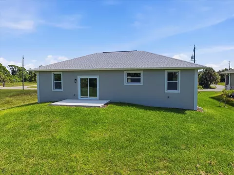 Exterior - 28 Coxswain Dr, Placida, FL 33946 photo 4 of 4