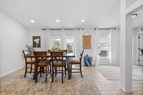 Dining - 11105 3rd Ave E, Bradenton, FL 34212 photo 2 of 2