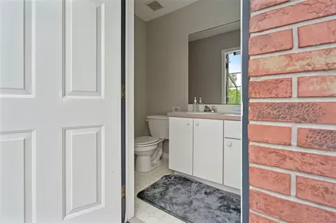 Bath - 4616 Ackerly Way, Brandon, FL 33511 photo 14 of 14