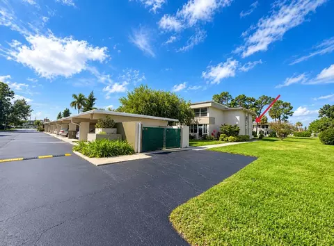2437 Harbor Blvd #110, Port Charlotte, FL 33952