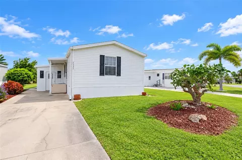 7337 Hedwig Ct, Port Charlotte, FL 33981
