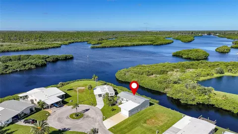 734 Blackburn Blvd, North Port, FL 34287