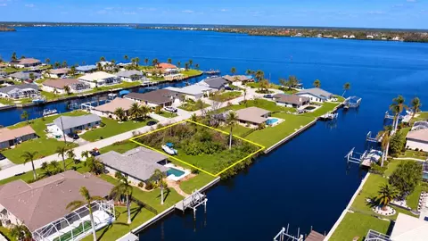 5208 Conner Ter, Port Charlotte, FL 33981