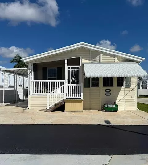 11082 Sunburst Ln, Fort Myers, FL 33908