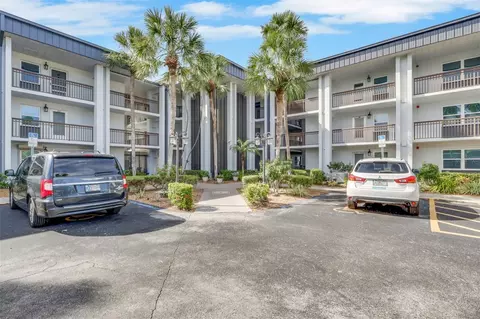 1740 Pine Valley Dr #213, Fort Myers, FL 33907