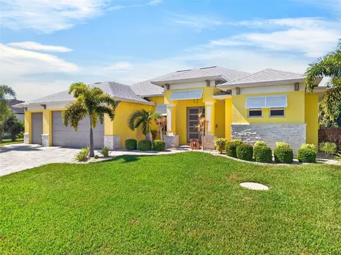 10001 Winnipeg St, Port Charlotte, FL 33981