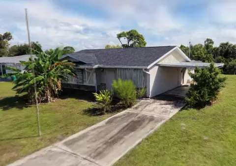 1554 Inverness St, Port Charlotte, FL 33952