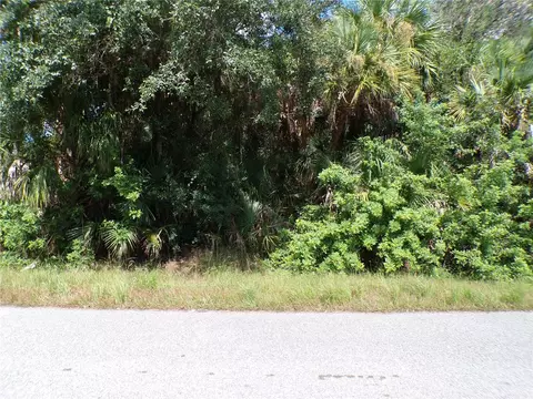 Nansen Lane, North Port, FL 34286