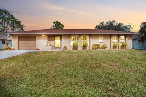 2626 Auburn Blvd, Port Charlotte, FL 33948