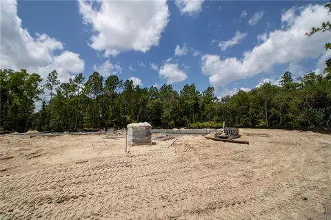 5178 N Peppermint Dr, Beverly Hills, FL 34465