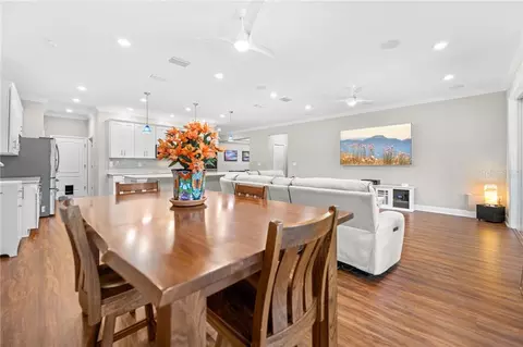 Dining - 16 Elder Ct E, Homosassa, FL 34446 photo 2 of 6