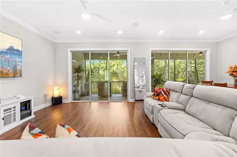 Living - 16 Elder Ct E, Homosassa, FL 34446 photo 4 of 6