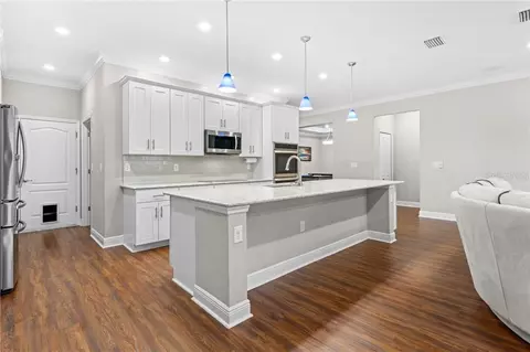 Kitchen - 16 Elder Ct E, Homosassa, FL 34446 photo 8 of 9