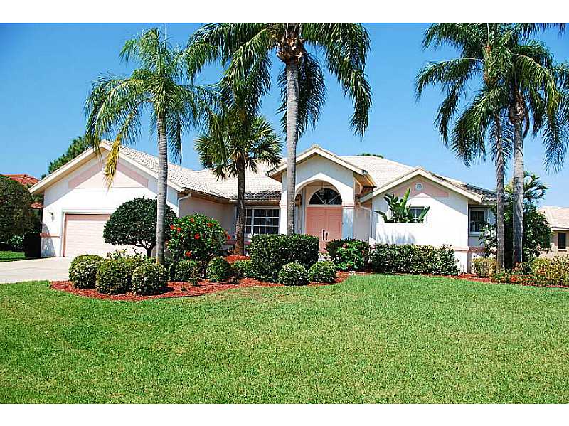 28 Leeward Dr, Placida, FL 33946 photo 1