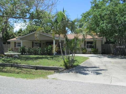825 Rosedale Rd, Venice, FL 34293 photo 1