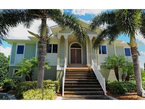 10230 Creekside Dr, Placida, FL 33946 photo 1