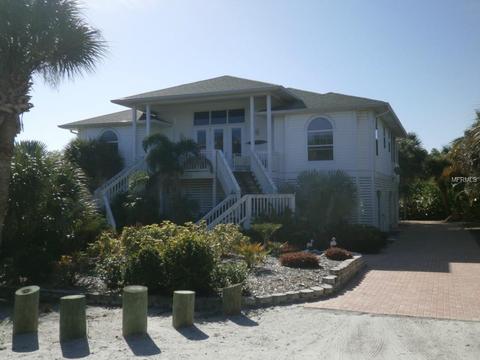 33 Bayshore Cir, Placida, FL 33946 photo 1