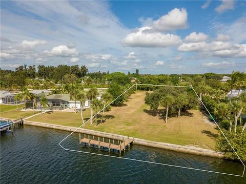 395 Anchor Row, Placida, FL 33946 photo 1