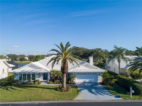 410 Devonshire Ln, Venice, FL 34293 photo 1