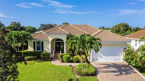 204 Arlington Dr, Placida, FL 33946 photo 1