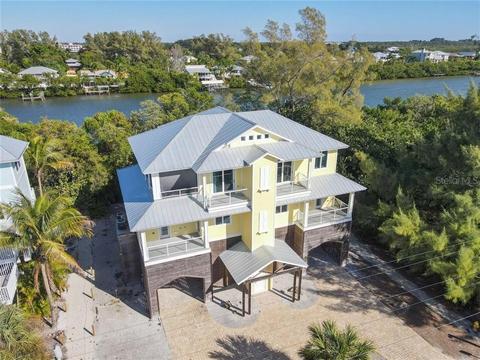 230 S Gulf Blvd, Placida, FL 33946 photo 1