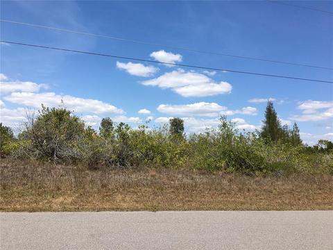 15586 S Applewhite Cir, Port Charlotte, FL 33981