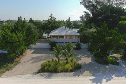 250 Bocilla Dr, Placida, FL 33946 photo 1