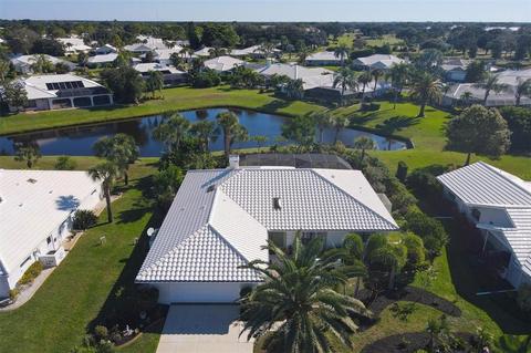 518 Warwick Dr, Venice, FL 34293 photo 1