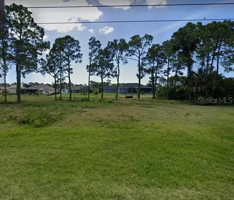 1139 Rotonda Cir, Rotonda West, FL 33947