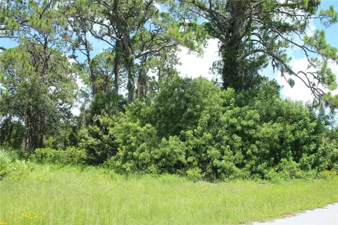 153 Sesame Rd W, Rotonda West, FL 33947