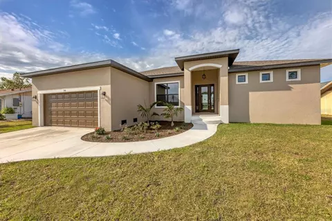 246 Mark Twain Ln, Rotonda West, FL 33947