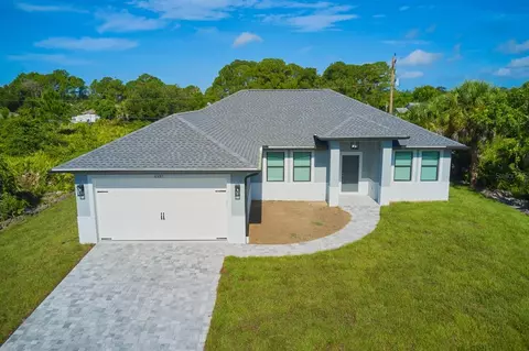 5285 Noyes Ln, Port Charlotte, FL 33981