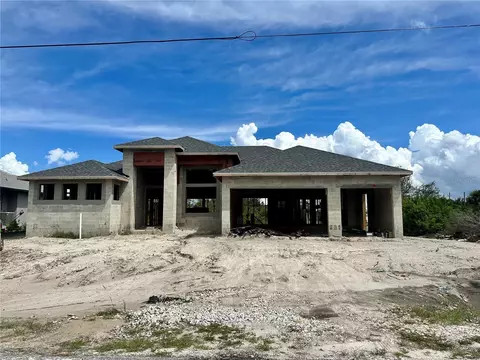 8138 Santa Cruz Dr, Port Charlotte, FL 33981