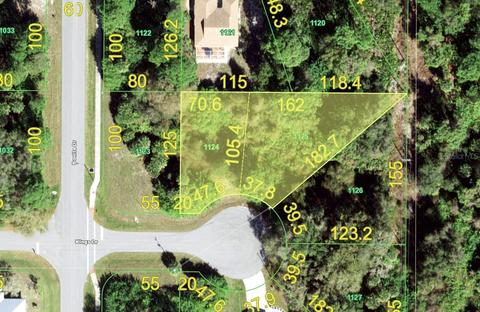 166 Kings Dr, Rotonda West, FL 33947