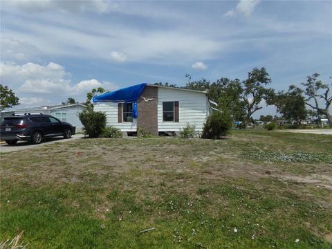 8473 Gull Dr, Englewood, FL 34224