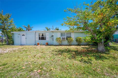 1025 Alston Ln, Englewood, FL 34223