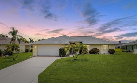5 Bunker Ter, Rotonda West, FL 33947