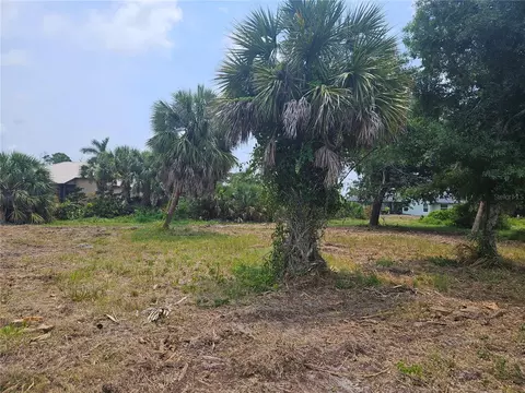5 Tee View Rd, Rotonda West, FL 33947