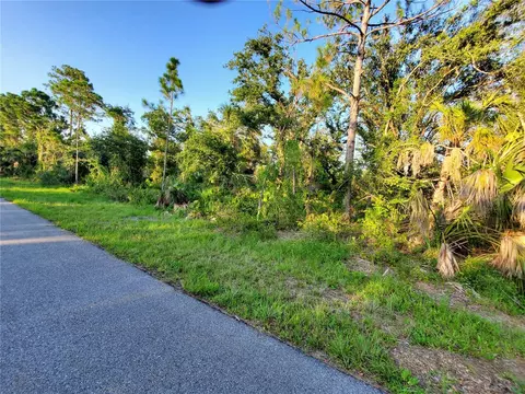 432 Munoz St, Port Charlotte, FL 33953