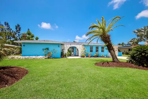 127 Rotonda Cir, Rotonda West, FL 33947