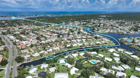 43 Oakwood Dr N #43, Englewood, FL 34223
