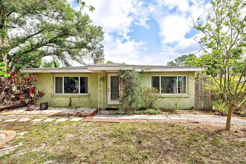 154 W Langsner St, Englewood, FL 34223