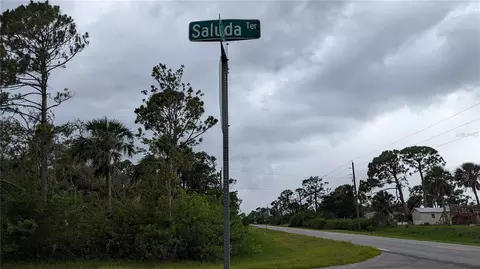 17 Saluda Ter, Port Charlotte, FL 33953