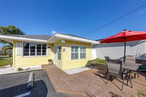 470 S Mccall Rd #6, Englewood, FL 34223