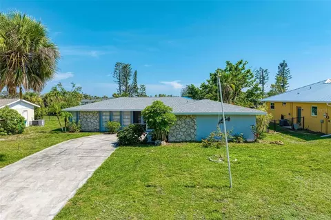 290 Annapolis Ln, Rotonda West, FL 33947