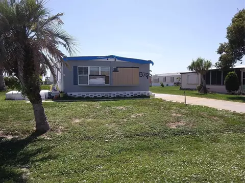 1370 Kiskadee Dr, Englewood, FL 34224