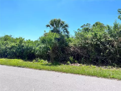 9218 Clewiston Ter, Englewood, FL 34224