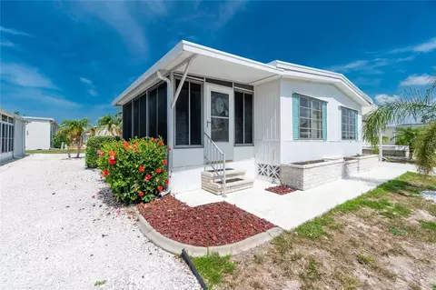 3 N Flora Vista St, Englewood, FL 34223