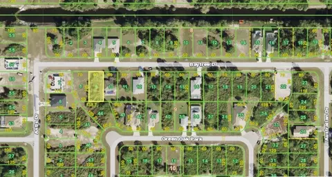 105 Baytree Dr, Rotonda West, FL 33947