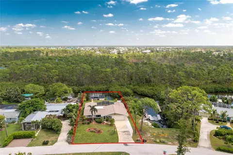 2140 Oyster Creek Dr, Englewood, FL 34224